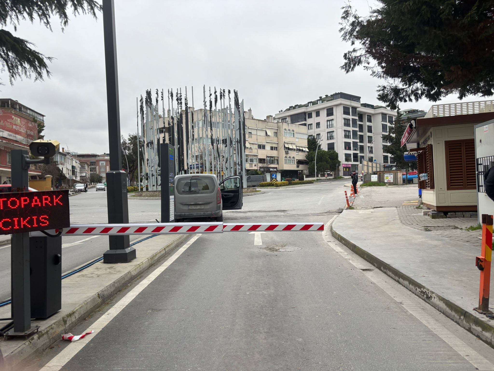 İnsansız Ödeme Noktaları ile Otopark İşletmek:Maliyetleri Nasıl Düşürürsünüz?